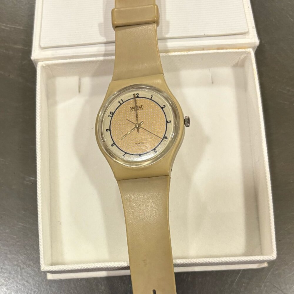 Rare Vintage - Swatch Watch "Golden Tan" GT103 - 1984 - Running/Keeps Time